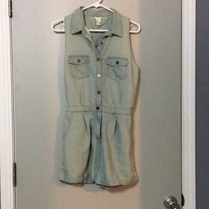 Super cute jeans romper!
